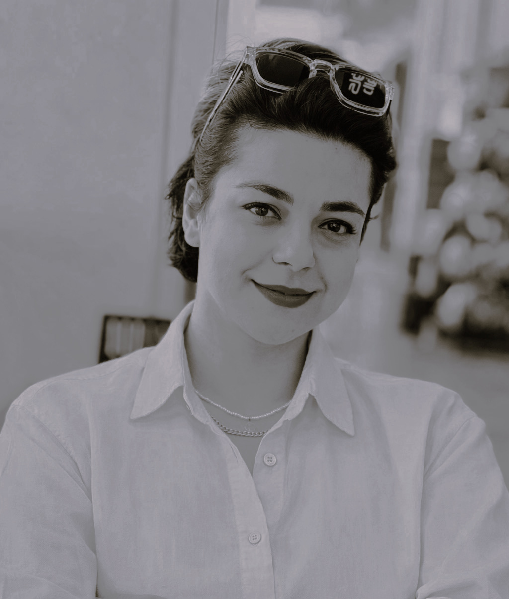 Portrait of Shabnam Radmard, branding and marketing strategy specialist